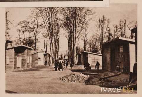 Parc et nouveaux baraquements (Saint-Dié-des-Vosges)